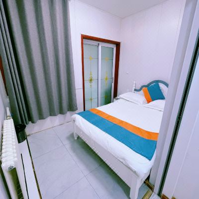 蓝雾暖阳大床房