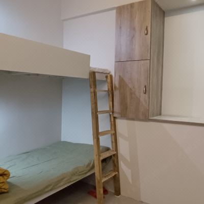 女生四人间（床位）