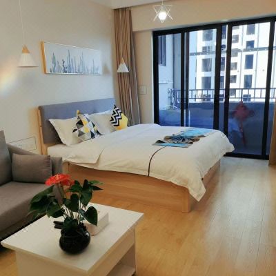 优享轻奢大床房