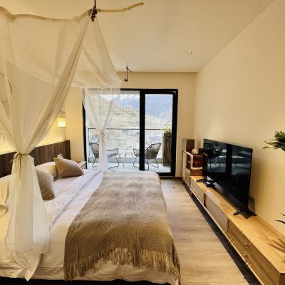 疏雨暮雪两居私家花园套房