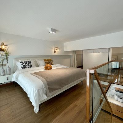 旅宿.半夏Loft品质影音大床房（独享空调+沉浸观影）