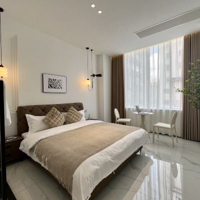 旅宿轻奢一室大床房（中央空调+投影）