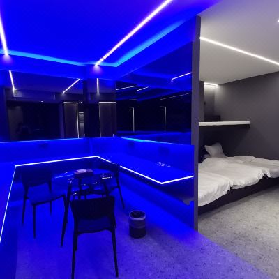 舒适亲子房+免费停车+独立网络➕无接触自行入住密码锁