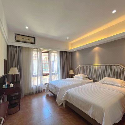 水晶山去隐（三房六床联排独栋别墅）