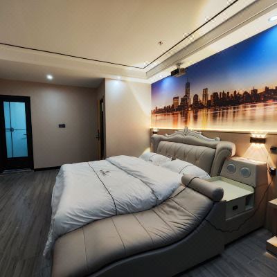 巨幕投影按摩房