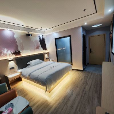 巨幕投影大床房