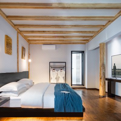 心藏月光·舒适特大床房