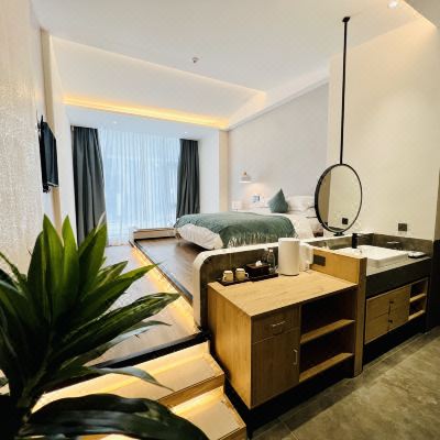 逸致奢享大床房