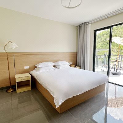 四季吟风大床房