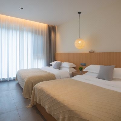 松影照林——露台轻奢双床房