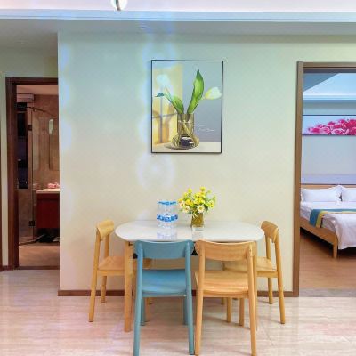 温馨三室一厅套房