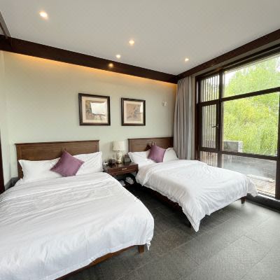 别墅湖景浴缸双床房（观景露台+地暖）