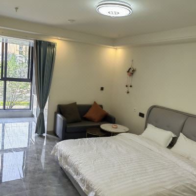 倾城色精装软床房