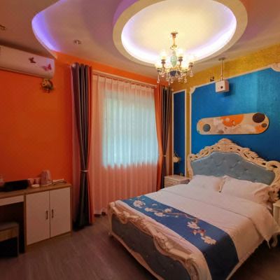 异域风情观影大床房