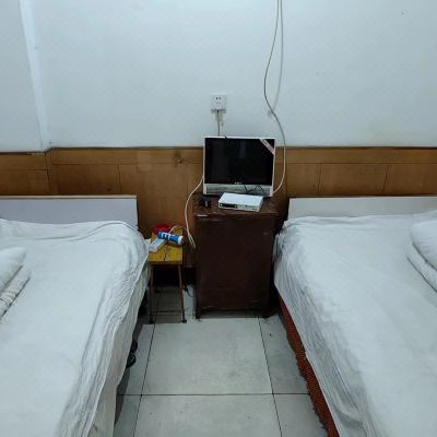 双人间(公共卫浴)