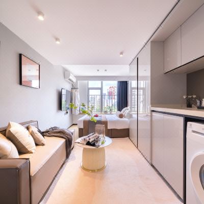 精品大床房(投屏+洗衣机+零压枕头床垫)