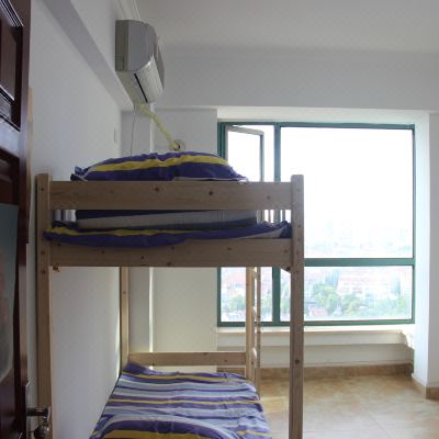 女生湖景四人间