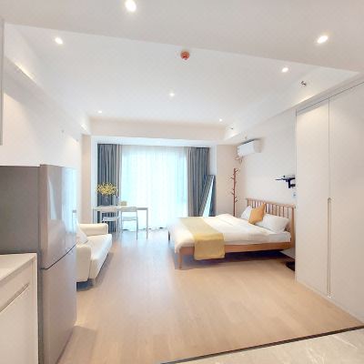 轻奢景观IMAX巨幕影音大床房（冰箱，洗衣机齐全）