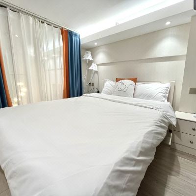 优享LOFT影院大床房（全自动洗衣机+冰箱+智能门锁）