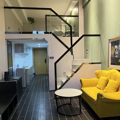 北欧轻奢LOFT大床房（全自动洗衣机+冰箱+智能门锁）