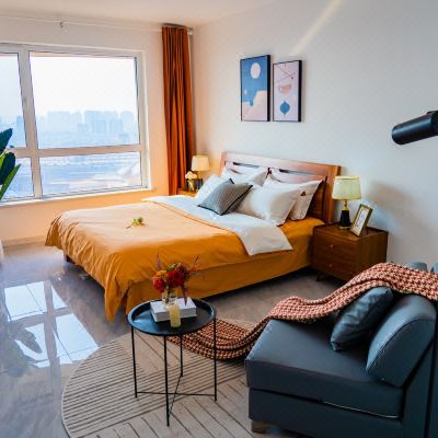 明亮三室三床房