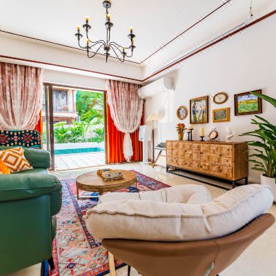 西西里·美式复古丨泳池别墅丨4房6床丨烧烤·麻将丨KTV·投影