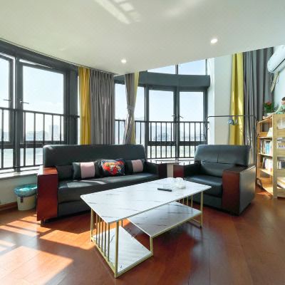 海边复式双床房