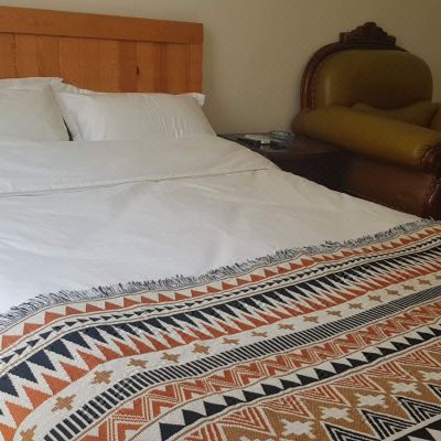 大床房F(空调房)(公共卫浴)