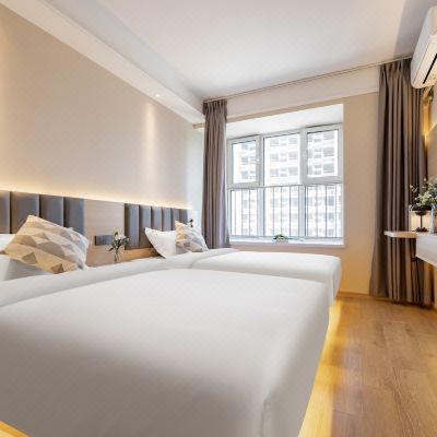 优选双床公寓（智能客控|50寸液晶电视可投屏|冰箱洗衣机）