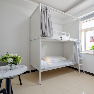 男士优选四人间