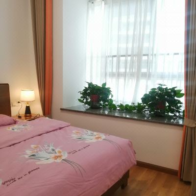 三室两厅套房（厨房+阳台）