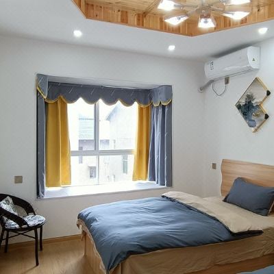 阳光四室一厅套房