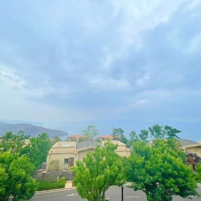 无敌湖景夕阳家庭套房