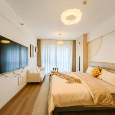 春暖花开大床房