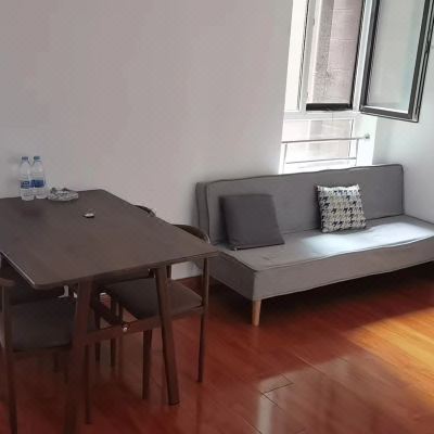 尊享双房大床房【超近体育场】