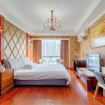 享悦情侣大床房