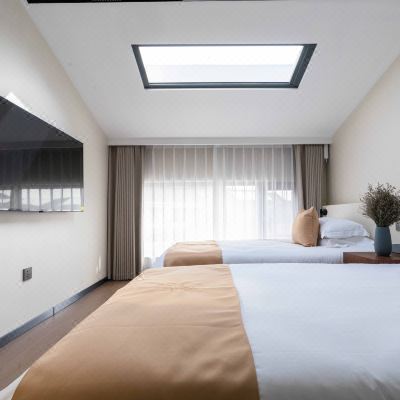 星空智能标间（全屋语音智能，乳胶枕，乳胶床垫）