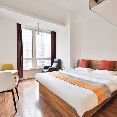 轻奢丨幸运大床房（洗衣机&智能门锁)