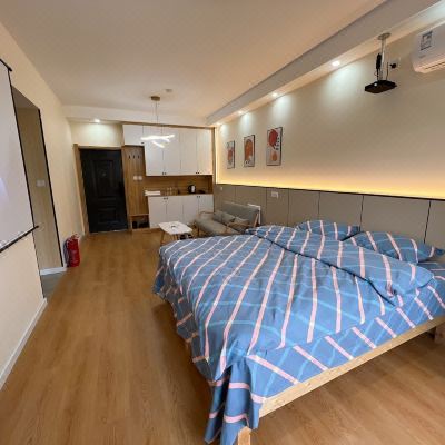 河景一室大床房