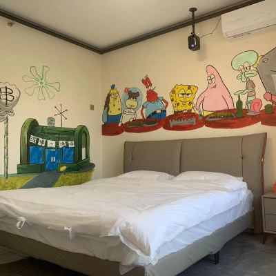 动漫投影大床房