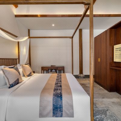 长街小院大床房（套房）