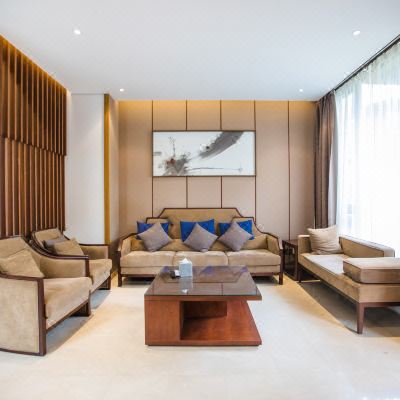 轻奢两房别墅 | 2个私家天然温泉+KTV烧烤