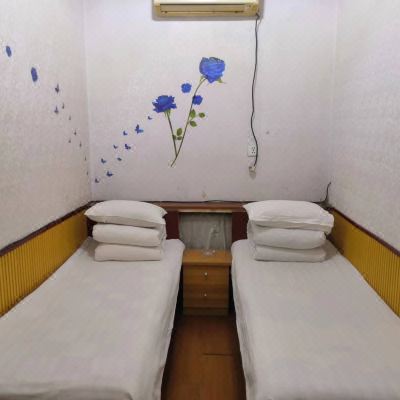 普通双床房(公共卫浴)