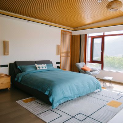 8303怡适智能湖景大床房