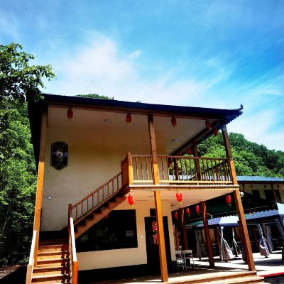 豪华民宿双人大床房