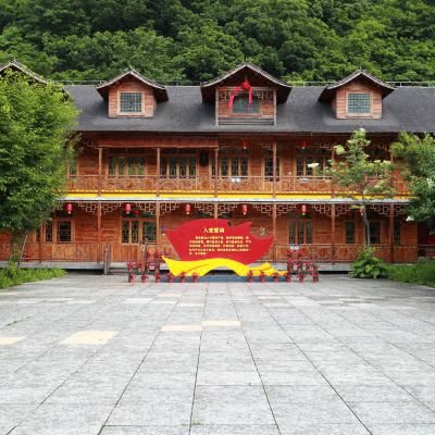 木屋民宿榻榻米（双人间）