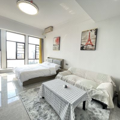 城景度假大床房20-1908