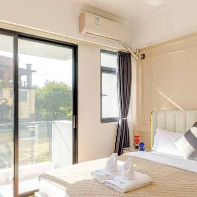 温馨六室一厅套房