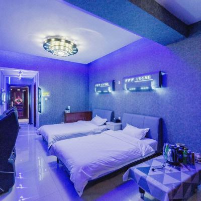 蓝调电竟双床房（RTX3070 I7-11700 240水冷 专线网络）