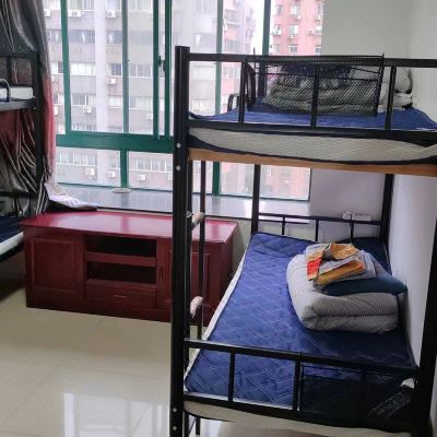 千秀男生四人间